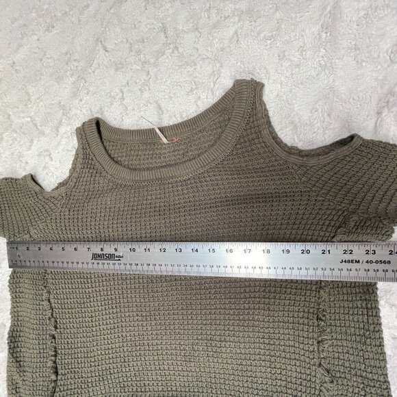 Free People Size XS Olive Green Sunset Cold Shoulder Thermal Knit Sweater Tunic - Picture 6 of 8